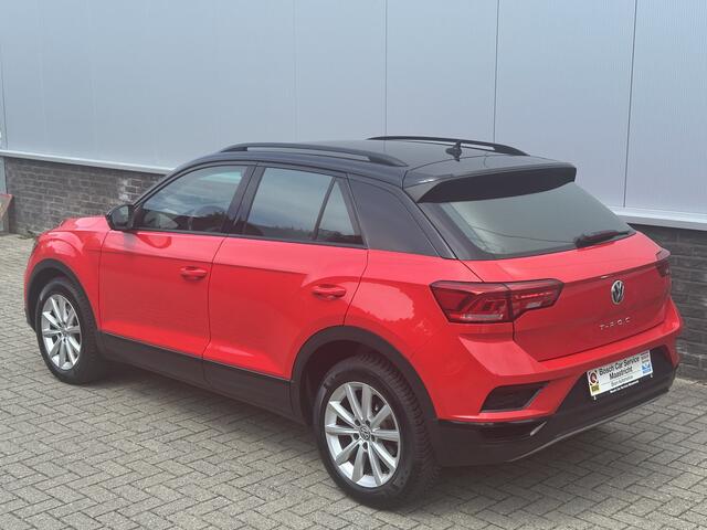 Volkswagen T-Roc 1.5 TSI Style | Carplay | Adaptive CC | Sport | Interesse, Proefrit? Bel of app met: 06-24 28 28 42