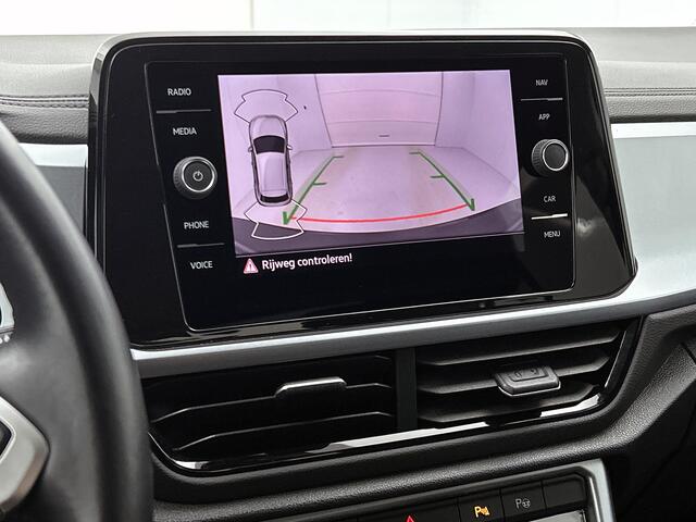 Volkswagen T-Roc 1.5 TSI Life 75 Edition | Nieuw Model | Trekhaak | Digital Cockpit |