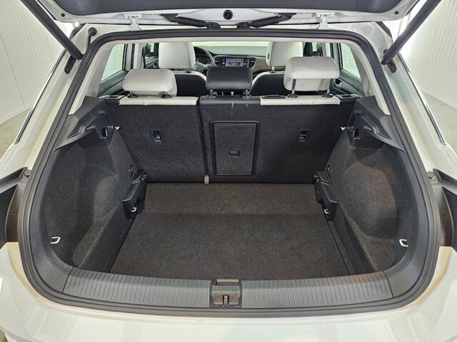 Volkswagen T-Roc 1.5 TSI Sport Business R Panoramadak