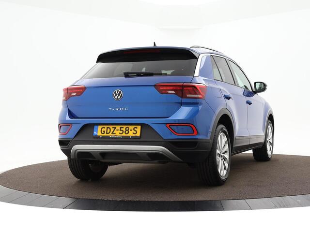 Volkswagen T-Roc 1.5 Tsi 150pk DSG Life Edition · Dodehoeksensor · Camera · Apple/Android Car Play · Keyless · P-Sensoren · 17'' Inch · Garantie t/m 05-08-2028 of 100.000km