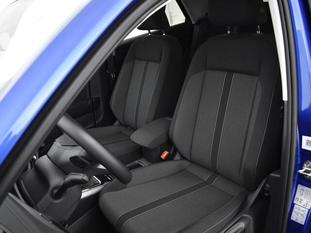 Volkswagen T-Roc 1.5 Tsi 150pk DSG Life Edition · Dodehoeksensor · Camera · Apple/Android Car Play · Keyless · P-Sensoren · 17'' Inch · Garantie t/m 05-08-2028 of 100.000km