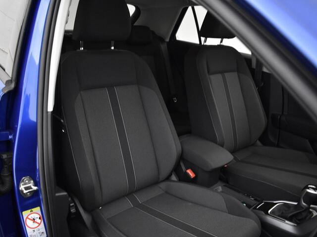 Volkswagen T-Roc 1.5 Tsi 150pk DSG Life Edition · Dodehoeksensor · Camera · Apple/Android Car Play · Keyless · P-Sensoren · 17'' Inch · Garantie t/m 05-08-2028 of 100.000km