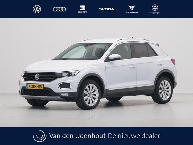 Volkswagen T-Roc 1.5 TSI 150pk DSG Sport Navigatie Camera Acc Executive Getint glas 205