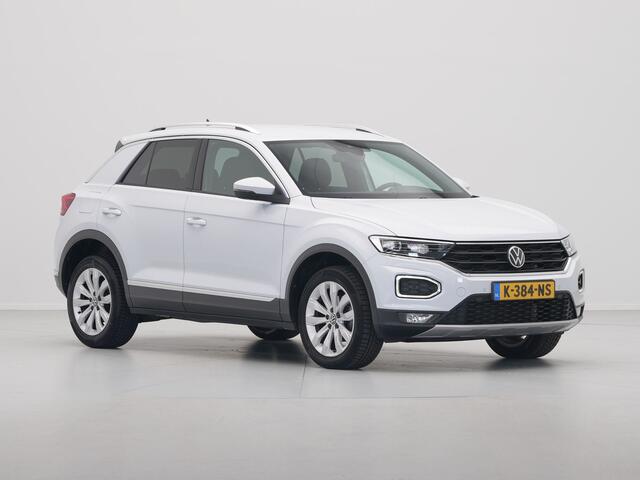 Volkswagen T-Roc 1.5 TSI 150pk DSG Sport Navigatie Camera Acc Executive Getint glas 205