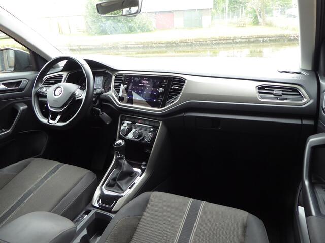 Volkswagen T-Roc 1.0 TSI Style 2020 NAVI, CLIMA, CRUISE, PDC, LM VELGEN