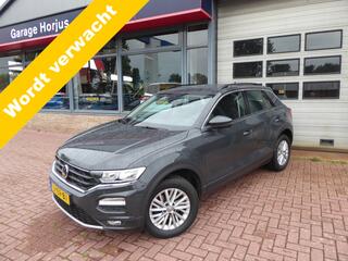 volkswagen-t-roc-1.0-tsi-style-2020