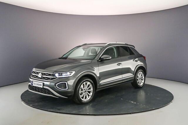 Volkswagen T-Roc Style 1.5 TSI 150pk DSG Automaat Adaptive cruise control, Achteruitrijcamera, Parkeer assistent, LED koplampen, Airco, DAB, Radio, App connect, Parkeersensoren