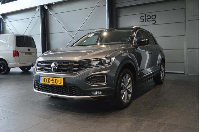 Volkswagen T-Roc 1.5 TSI Style navi clima camera led pdc 17 inch 150 pk !!