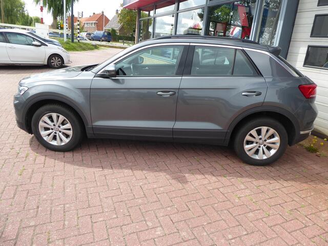 Volkswagen T-Roc 1.0 TSI Style 2018 TREKH, NAVI, CARPLAY, AIRCO, ACC, PDC, DAB+,