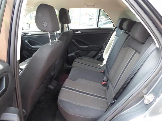 Volkswagen T-Roc 1.0 TSI Style 2018 TREKH, NAVI, CARPLAY, AIRCO, ACC, PDC, DAB+,