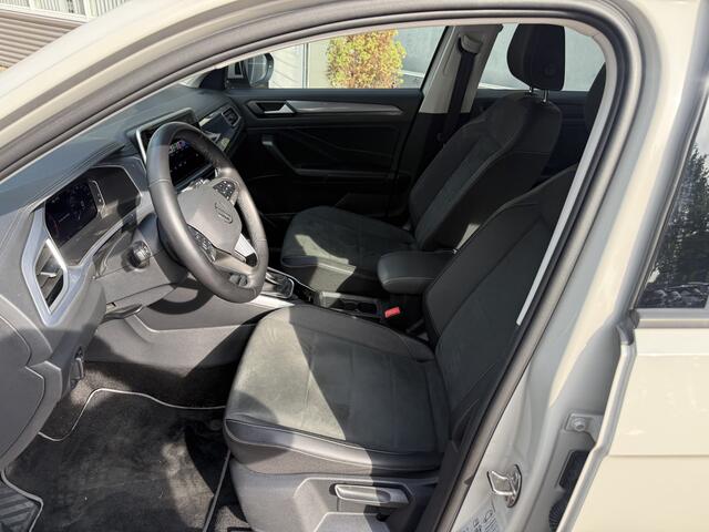 Volkswagen T-Roc 1.5 TSI Life Business Automaat 1e eigen 150pk Ascot grijs (krijt kleur)