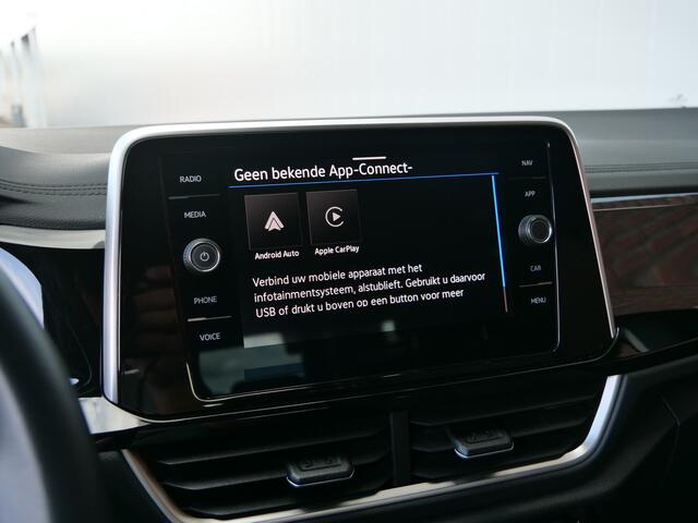Volkswagen T-Roc 1.5 TSI 150pk R-Line Edition Automaat Apple Carplay / 18 inch / IQ Light / Stoelverwarming