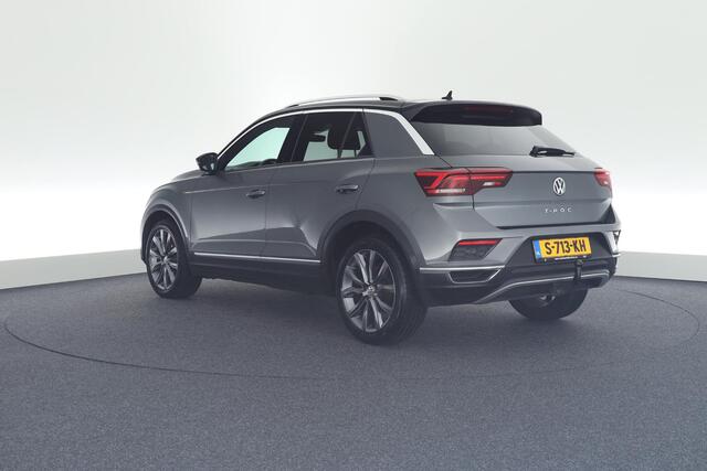 Volkswagen T-Roc 1.5 TSI 150pk DSG Sport Trekhaak Camera Led Virtual Cockpit Stoelverwarming Navigatie