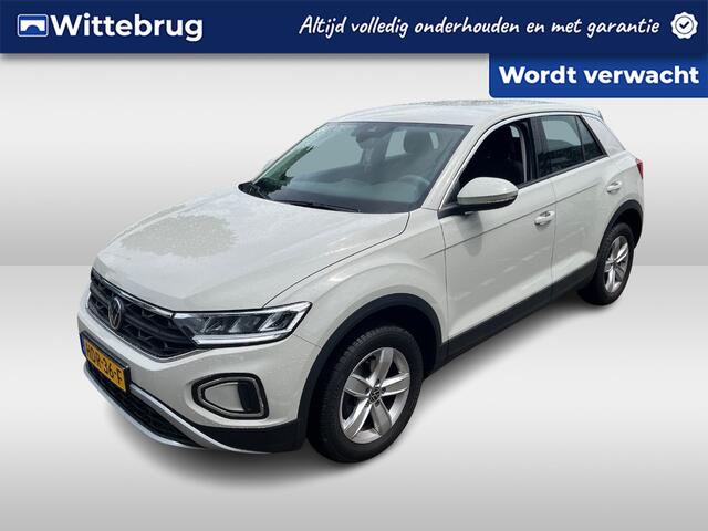 Volkswagen T-Roc 1.0 TSI / App connect / Stoelverwarming / Lichtmetaal 16 inch /