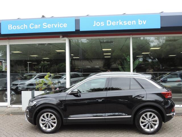 Volkswagen T-Roc 1.5 TSI 150PK Style DSG - Virtual | Camera | Nav | Carplay | Parkeer ass. | Stoelverw.