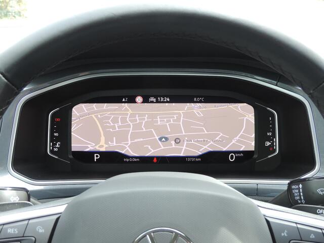 Volkswagen T-Roc 1.5 TSI 150PK Style DSG - Virtual | Camera | Nav | Carplay | Parkeer ass. | Stoelverw.