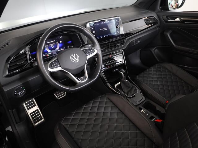 Volkswagen T-Roc 1.5 TSI Cabrio R-Line 150 pk Automaat (DSG) | Navigatie | Parkeersensoren (Park assist) | Achteruitrijcamera | Windscherm | Stoelverwarming | Black Style pakket | R-Line |