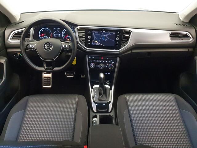 Volkswagen T-Roc 1.5 TSI 150pk DSG Active Camera, Winterpakket, Cruise control adaptief
