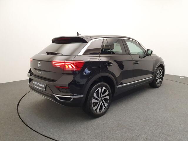 Volkswagen T-Roc 1.5 TSI 150pk DSG Active Camera, Winterpakket, Cruise control adaptief