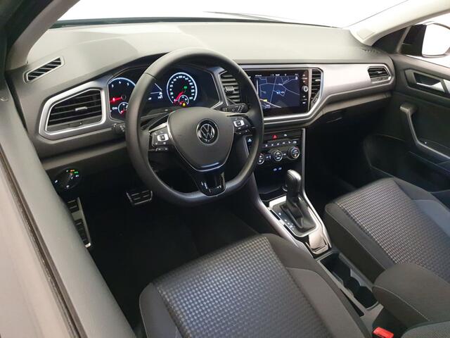 Volkswagen T-Roc 1.5 TSI 150pk DSG Active Camera, Winterpakket, Cruise control adaptief