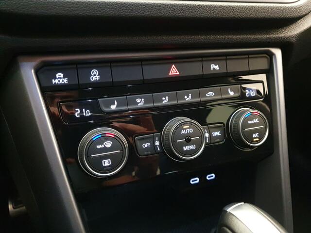Volkswagen T-Roc 1.5 TSI 150pk DSG Active Camera, Winterpakket, Cruise control adaptief