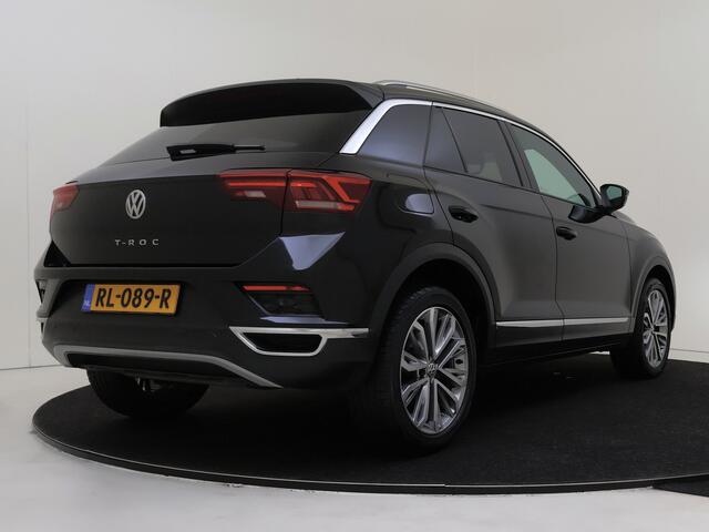 Volkswagen T-Roc 1.5 TSI 150pk Sport | Navigatie | Sportstoelen | Executive Pakket