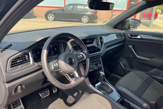 Volkswagen T-Roc 1.5 TSI Sport | Pano | ACC