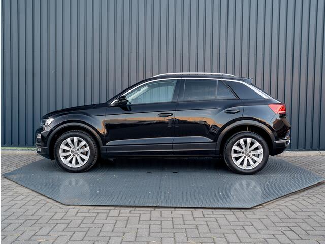 Volkswagen T-Roc 1.5 TSI 150Pk DSG Style | Camera | Stoelverwarming | Adapt. Cr. | Lane Assist | Prijs Rijklaar!!