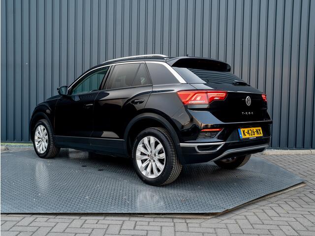 Volkswagen T-Roc 1.5 TSI 150Pk DSG Style | Camera | Stoelverwarming | Adapt. Cr. | Lane Assist | Prijs Rijklaar!!