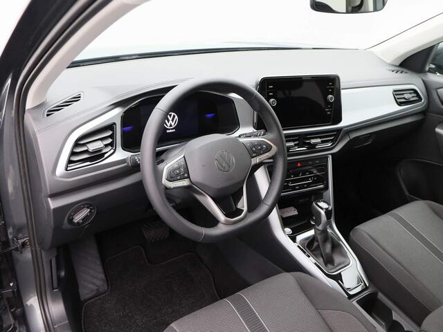 Volkswagen T-Roc 1.5 TSi 150 Pk Automaat Oranje Edition | IQ Full LED | Camera | Carplay | Privacy Glass | Parkeersensoren | DAB | ECC | 17 Inch | 10.651 Km!!