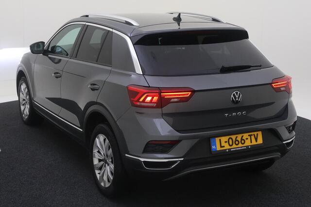 Volkswagen T-Roc 1.5 TSI 150 PKSport / ADAPT. CRUISE/ PARK. SENSOREN + CAMERA/ BLUETOOTH/ CLIMA/ LED/ 17" LMV