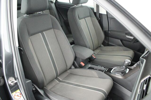 Volkswagen T-Roc 1.5 TSI 150pk DSG Style LED Virtual Cockpit Stoelverwarming
