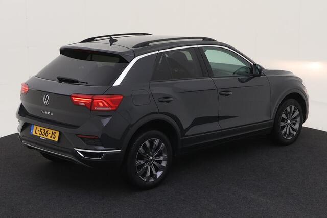 Volkswagen T-Roc 1.0 TSI Style / ADAPT. CRUISE/ CLIMA/ PARK. SENSOREN/ BLUETOOTH/ DAB/ NAVI