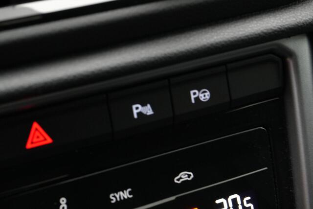 Volkswagen T-Roc 1.5 TSI 150 pk DSG Life Edition | LED Plus koplampen | Park Assist | Achteruitrijcamera | Adaptive Cruise | Side Assist | Carplay | 17 inch