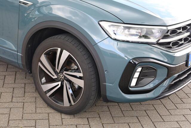 Volkswagen T-Roc 1.5 TSI R-Line Business+ 110KW-150PK DSG, NL auto nieuw door ons geleverd en onderhouden, Panoramadak, elektrische achterklep, 18" LMV nevada, IQ Matrix LED verlichting, reservewiel, design pakket, multimedia pakket plus, discover pro, beats audio en assi