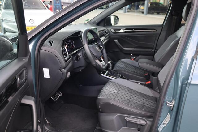 Volkswagen T-Roc 1.5 TSI R-Line Business+ 110KW-150PK DSG, NL auto nieuw door ons geleverd en onderhouden, Panoramadak, elektrische achterklep, 18" LMV nevada, IQ Matrix LED verlichting, reservewiel, design pakket, multimedia pakket plus, discover pro, beats audio en assi