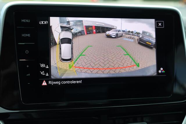 Volkswagen T-Roc 1.5 TSI R-Line Business+ 110KW-150PK DSG, NL auto nieuw door ons geleverd en onderhouden, Panoramadak, elektrische achterklep, 18" LMV nevada, IQ Matrix LED verlichting, reservewiel, design pakket, multimedia pakket plus, discover pro, beats audio en assi