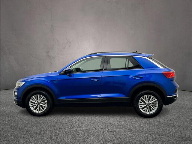 Volkswagen T-Roc Style 1.0 TSI 110pk Adaptive cruise control, Stoelverwarming, Parkeersensoren, App connect, DAB, Radio, Airco, Bluetooth, 16 inch lichtmetalen velgen