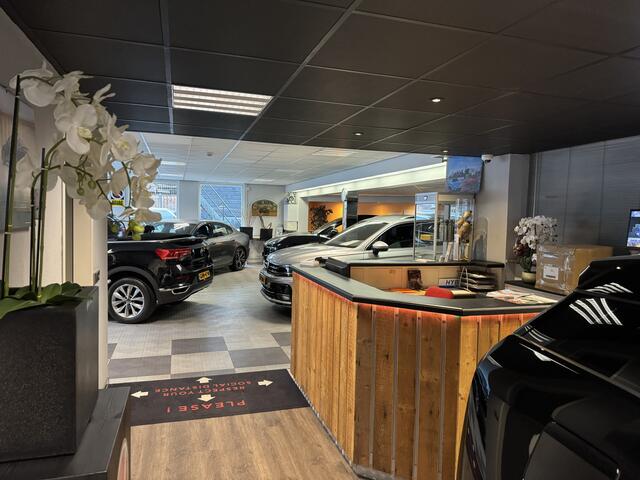 Volkswagen T-Roc Cabrio 1.5 TSi 150pk R-Line Aut., Navi | Clima | Pdc