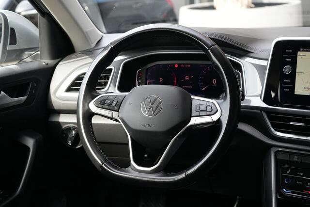Volkswagen T-Roc 1.5 TSI Life 150pk Stoelverwarming/Navigatie/Camera