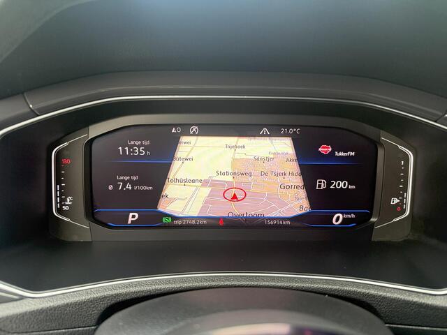 Volkswagen T-Roc 1.5 TSI Sport Business R