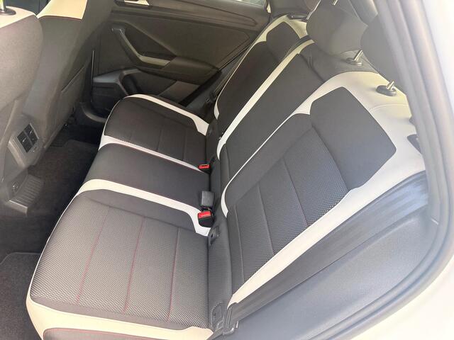 Volkswagen T-Roc 1.5 TSI Sport Business R