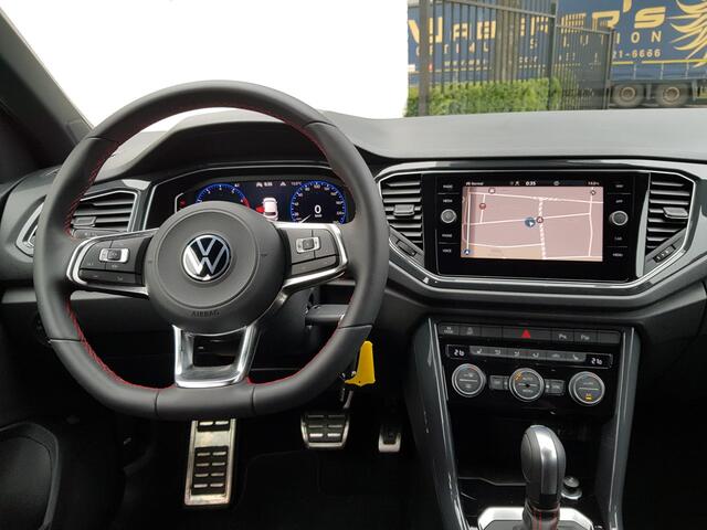 Volkswagen T-Roc 1.5 TSI 150pk R-Line Sport DSG | Navigatie | Climate Control | Camera | Virtual Cockpit | Elektrische achterklep | DAB | Lane assist | Adaptive cruise control |