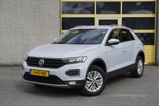 Volkswagen T-Roc 1.5 TSI 150PK! Automaat Style Business BJ2020 Lmv 16" | Led V+A | Pdc | Navi | Elek. achterklep | Achteruitrijcamera | App-Connect | Virtual cockpit | Climate control | Verwarmde voorstoelen | Getint glas