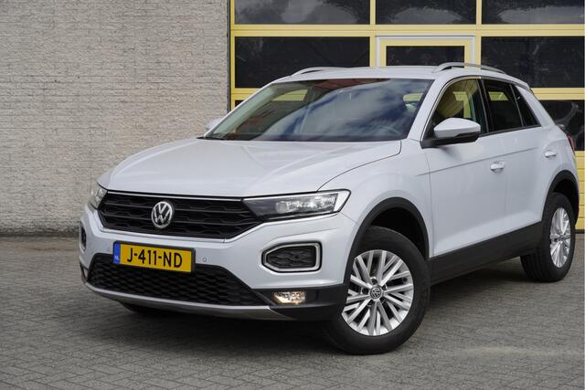 Volkswagen T-Roc 1.5 TSI 150PK! Automaat Style Business BJ2020 Lmv 16" | Led V+A | Pdc | Navi | Elek. achterklep | Achteruitrijcamera | App-Connect | Virtual cockpit | Climate control | Verwarmde voorstoelen | Getint glas