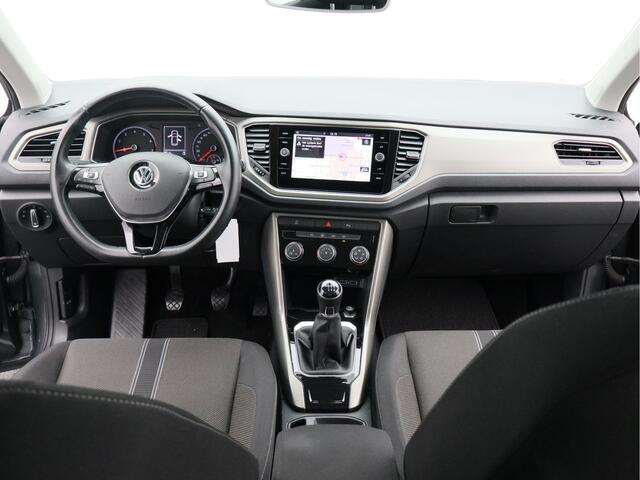 Volkswagen T-Roc 1.0 TSI Style/ lage km/ trekhaak!