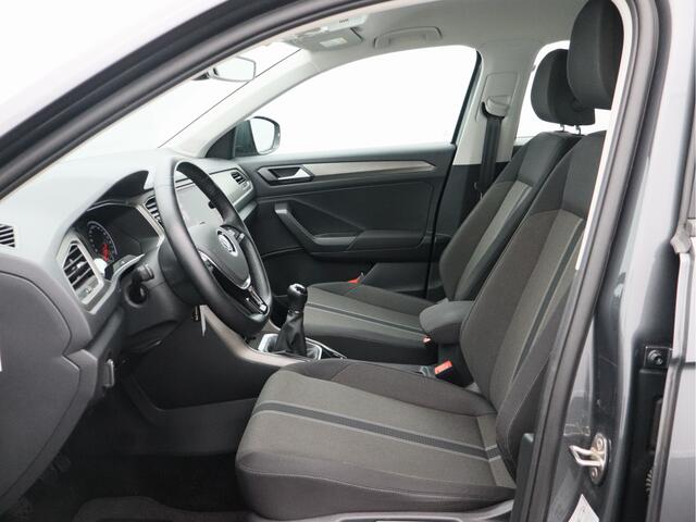 Volkswagen T-Roc 1.0 TSI Style/ lage km/ trekhaak!