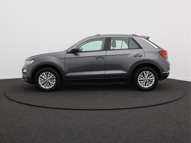 Volkswagen T-Roc 1.0 TSI Style/ lage km/ trekhaak!