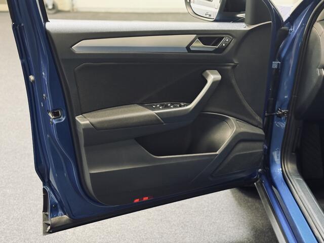 Volkswagen T-Roc 1.5 TSI Life Edition | Trekhaak | Virtual | Camera