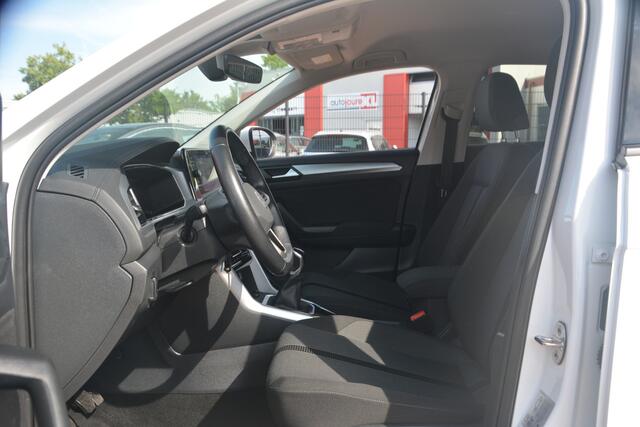 Volkswagen T-Roc 1.0 TSI Life Business | Navigatie | Virtual-cockpit | Stoelverwarming | DAB+ |